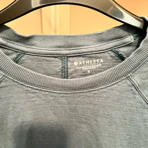 Athleta Women's Teal Sundown Sweatshirt - Picture 4 of 4